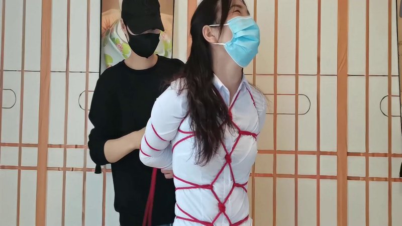 一绳所爱工作室绳艺新作品之新模张晓真实五花紧缚放置！本影视可在线看！