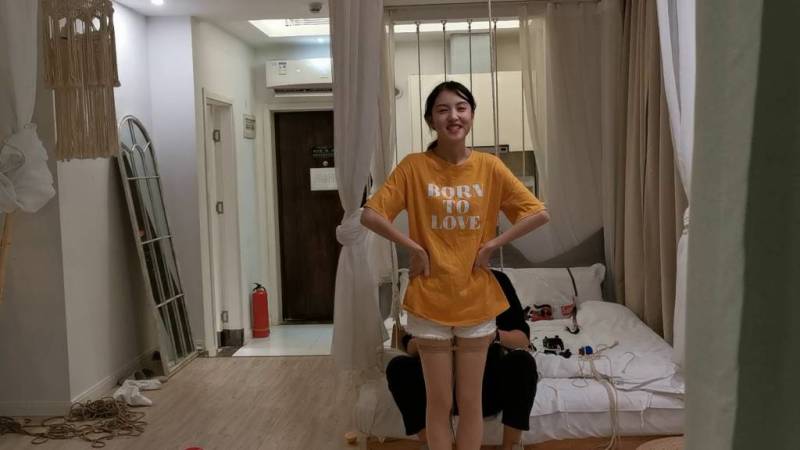 奥特曼也很酷kb小丁新作品之莞尔极限后手驷马口水盛宴！本影视可在线看！