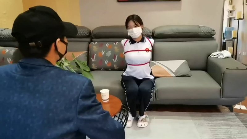 一绳所爱绳艺紧缚新作品之绳模杨蕊当年面试，第一次体验梱梆的情景，那一年ta 是大一学生！本影视可在线看！