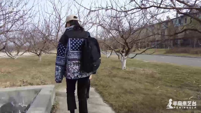 绳艺半岛束艺台户外新作品之布玛黑涩春风公园三部曲穿梭篇！本影视可在线看！