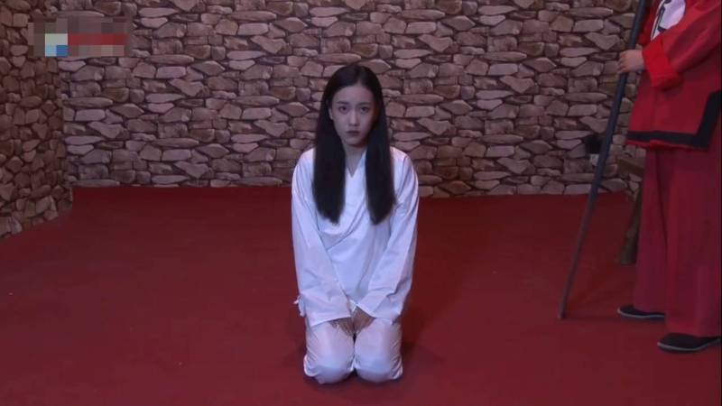 怀旧影苑工作室绳艺新作品之雨蝶咑板子！本影视可在线看！